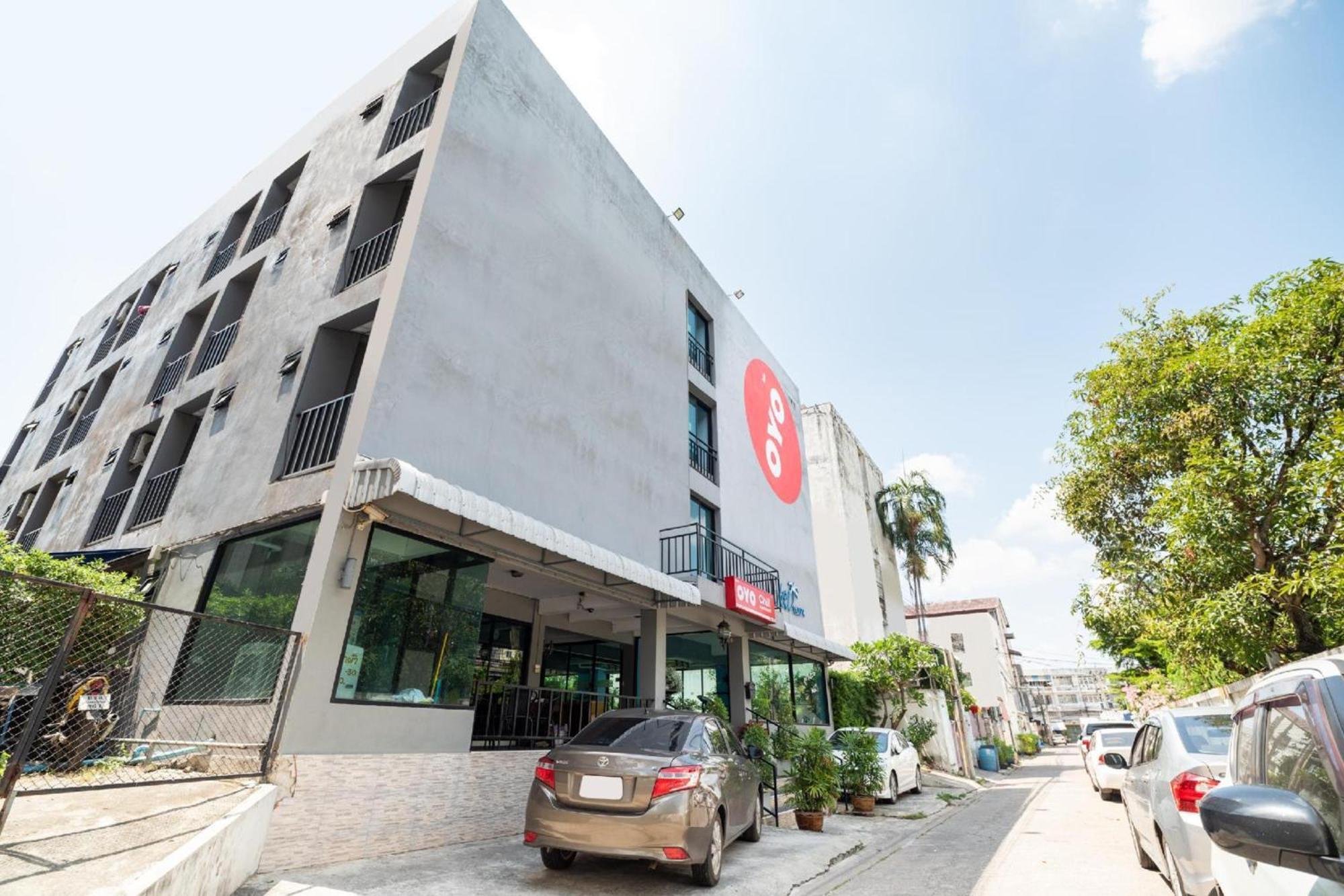 Super Oyo 427 Chill Apartment Banguecoque Exterior foto